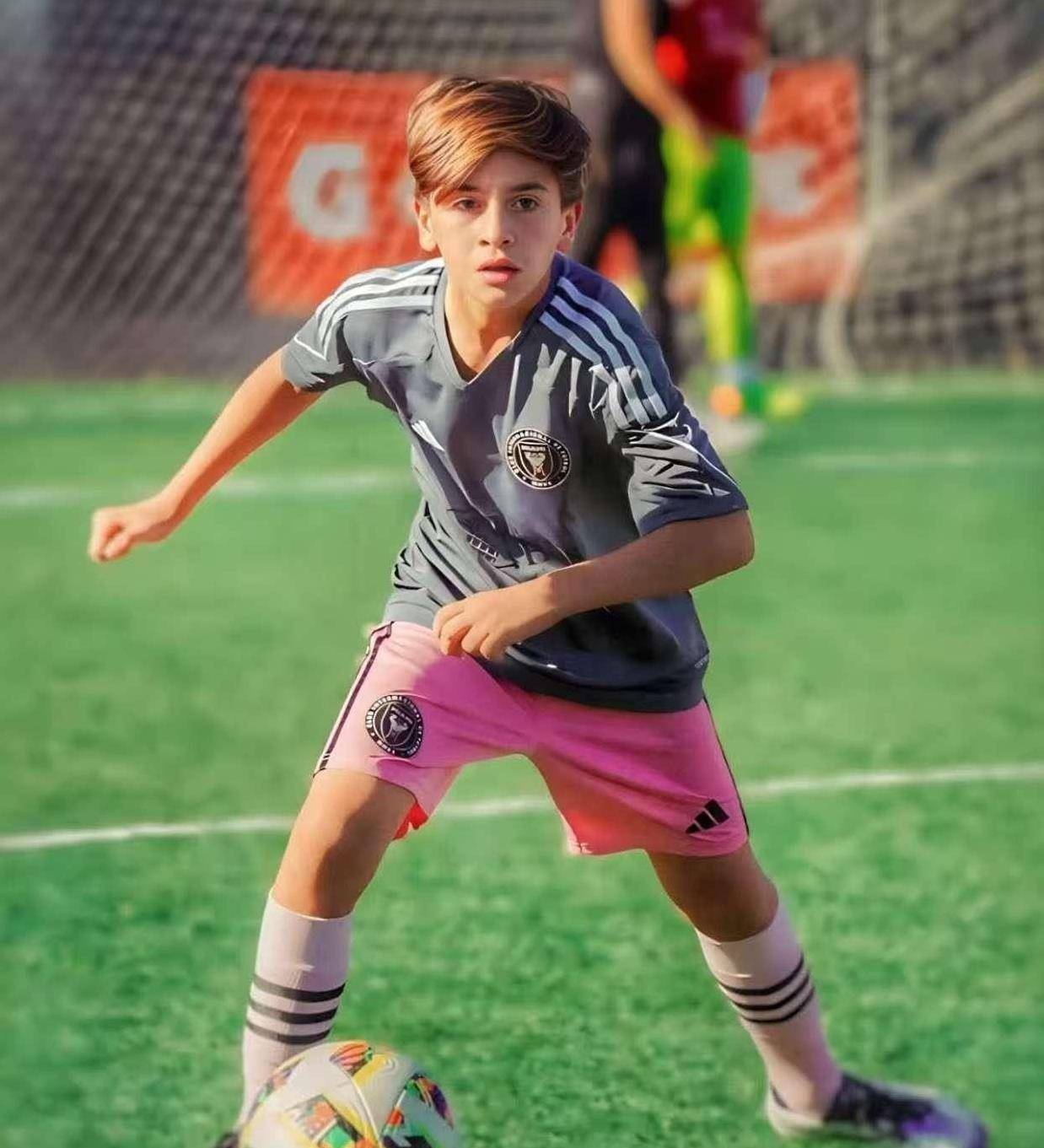 九游体育-Ming连续十二场比赛得分超过问鼎冠军梅西迎来五赛季高光表现，现场解说直呼：圣安东尼奥马刺转会期强势反弹的简单介绍